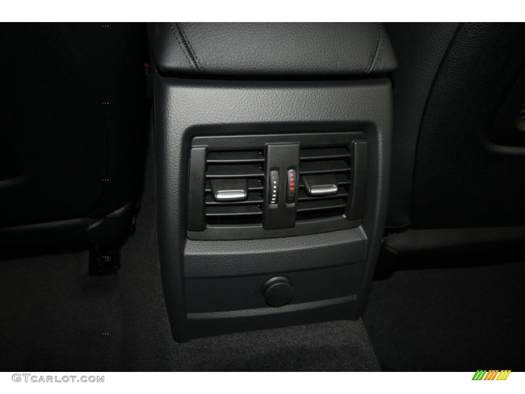 2013 3 Series 328i Sedan - Glacier Silver Metallic / Black photo #26