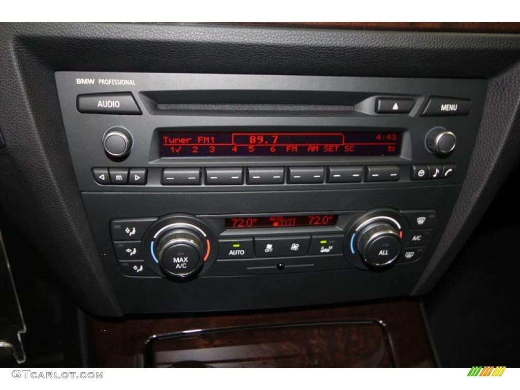 2013 BMW 3 Series 328i Coupe Audio System Photo #70634026