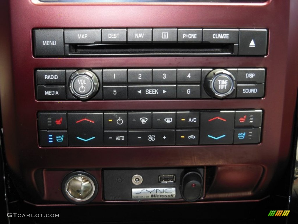 2010 Ford F150 Harley-Davidson SuperCrew 4x4 Controls Photo #70638907