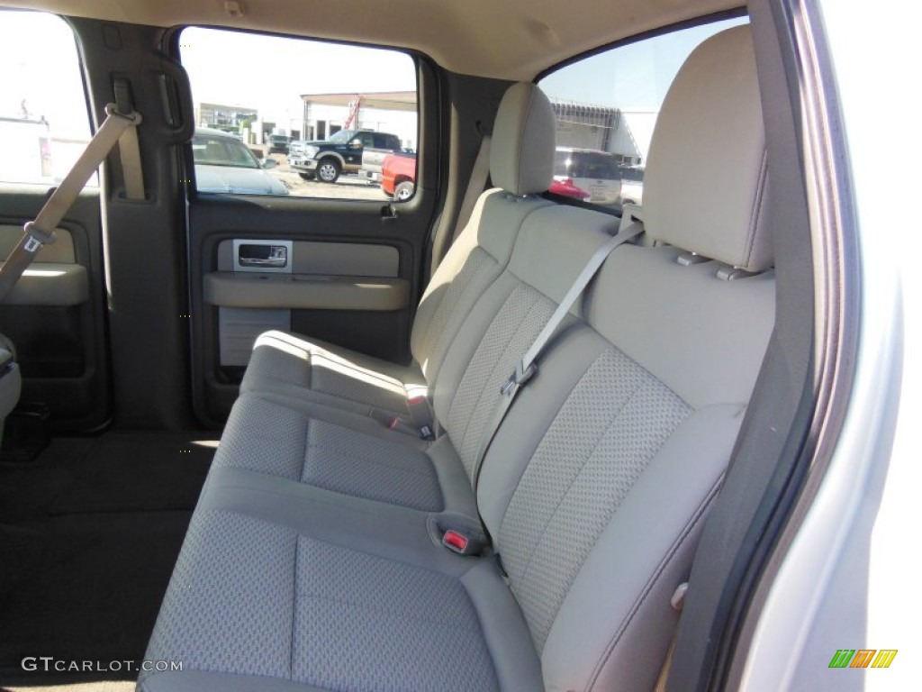 2010 F150 XLT SuperCrew 4x4 - Ingot Silver Metallic / Medium Stone photo #10