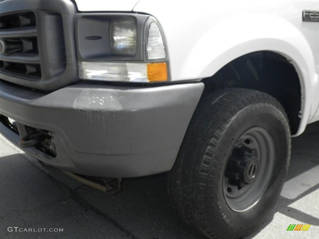 2003 F250 Super Duty XL SuperCab 4x4 - Oxford White / Medium Flint Grey photo #4