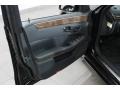 Black - E 350 4Matic Sedan Photo No. 16