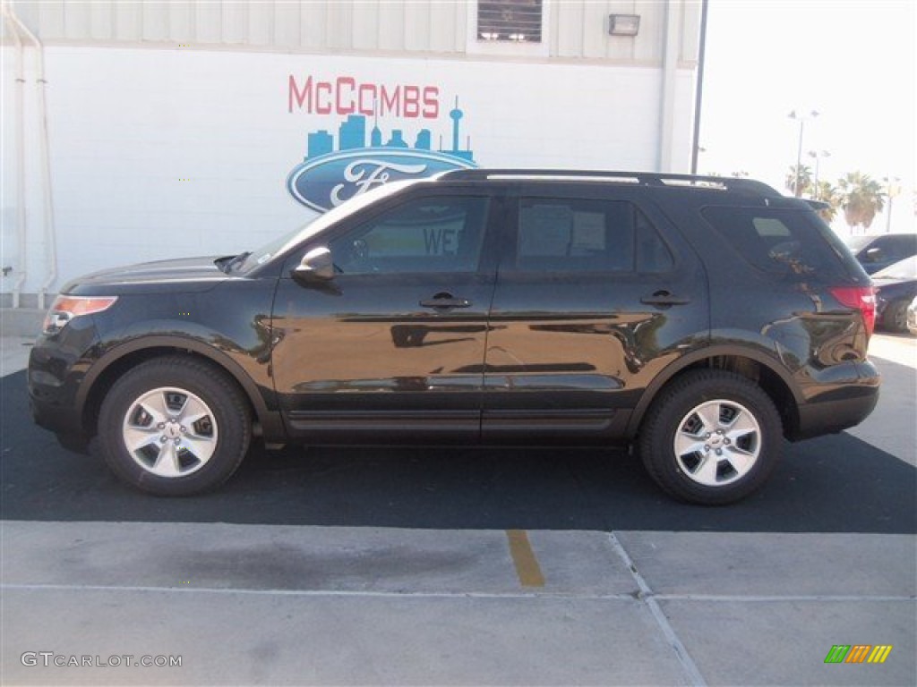 2013 Explorer FWD - Tuxedo Black Metallic / Medium Light Stone photo #2