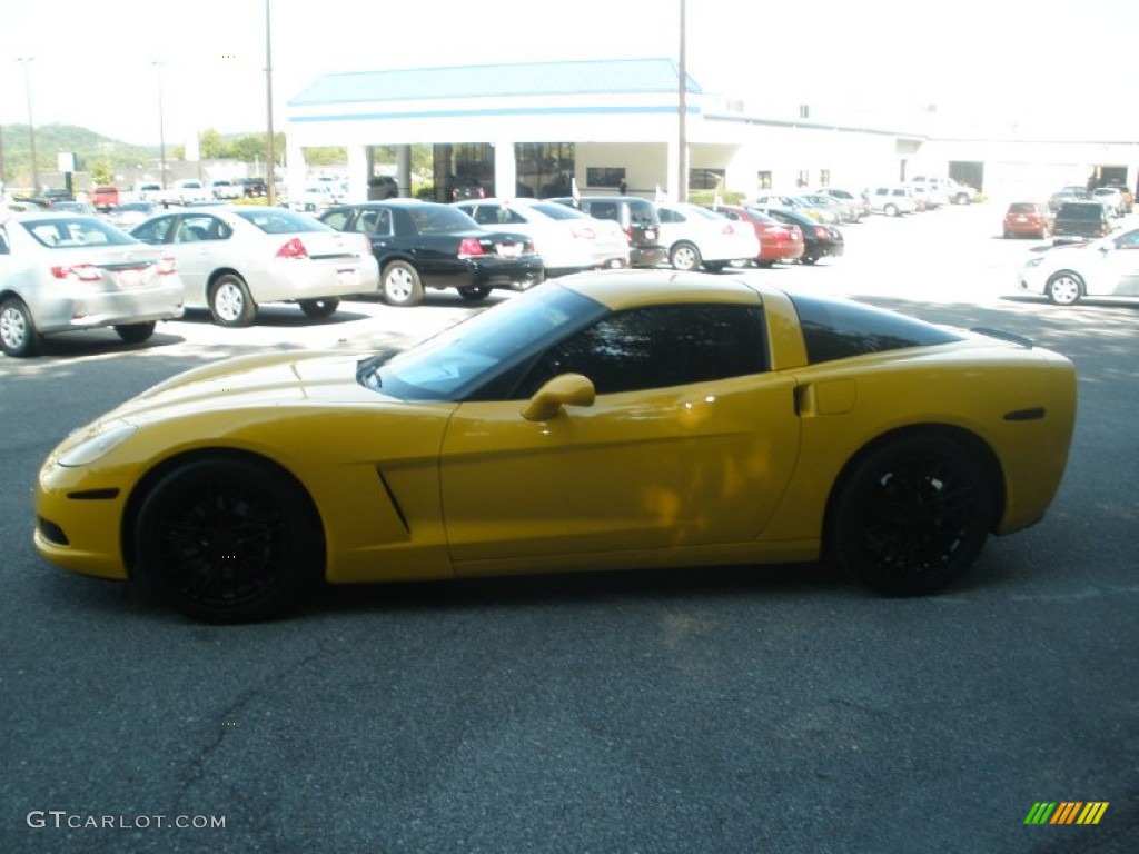 2005 Corvette Coupe - Millenium Yellow / Ebony photo #11