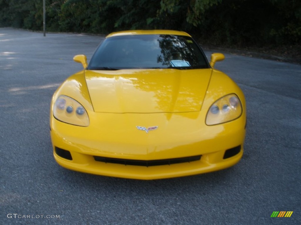 2005 Corvette Coupe - Millenium Yellow / Ebony photo #13