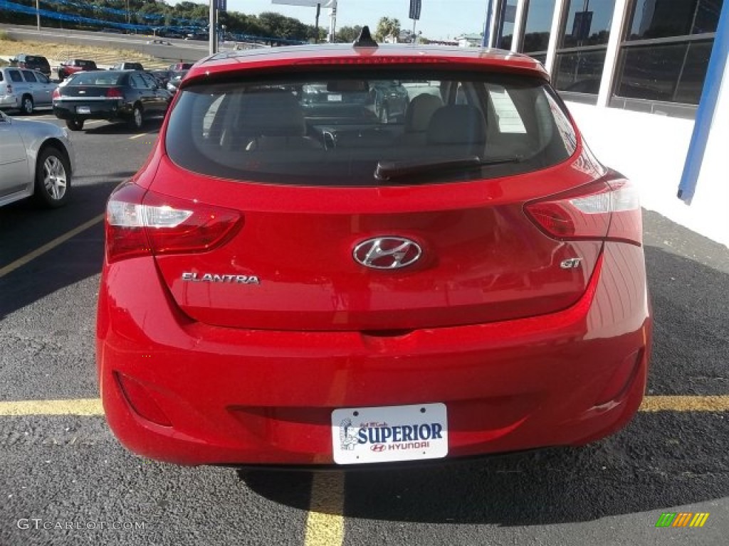 2013 Elantra GT - Volcanic Red / Beige photo #3