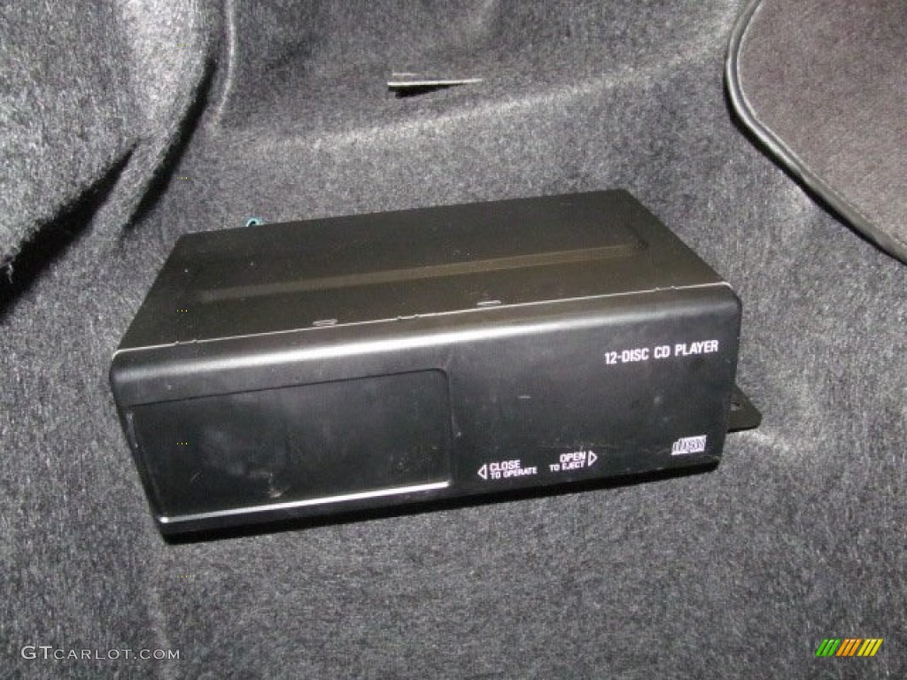 2002 Chevrolet Camaro Z28 SS 35th Anniversary Edition Convertible Audio System Photos