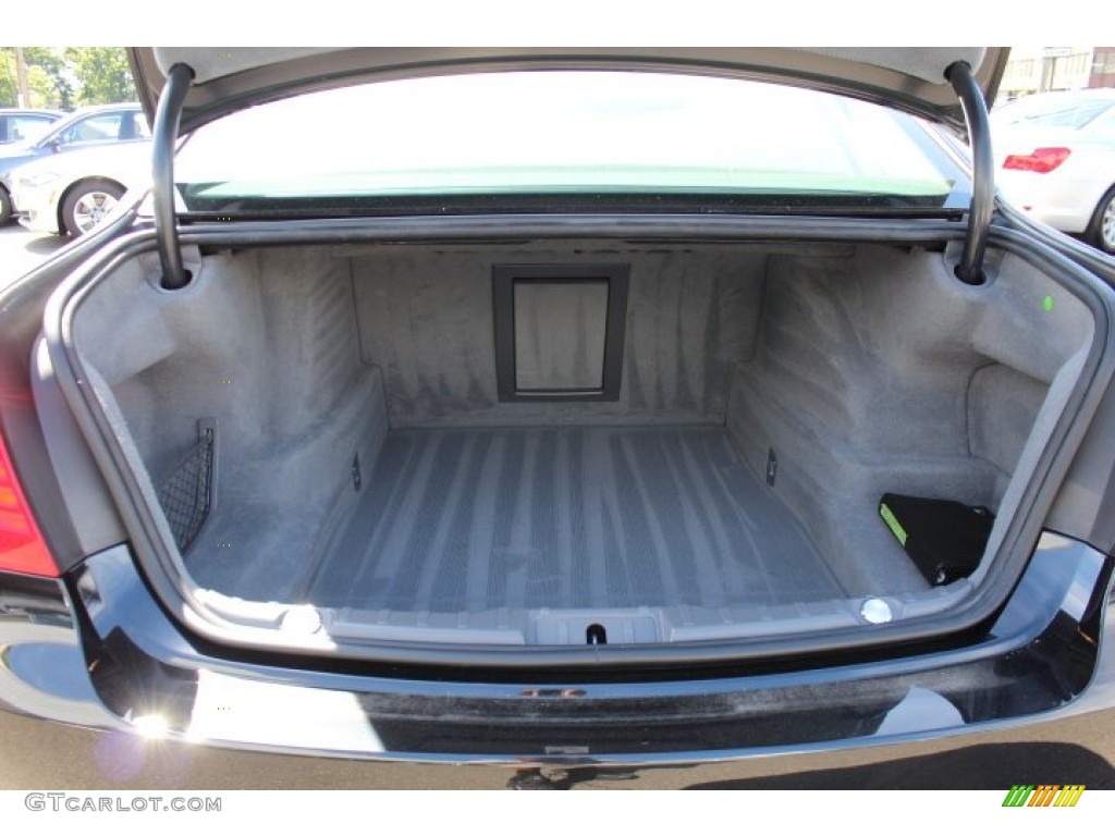 2011 BMW 7 Series 750Li xDrive Sedan Trunk Photo #70652875