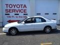 1995 Frost White Honda Accord EX Sedan  photo #3