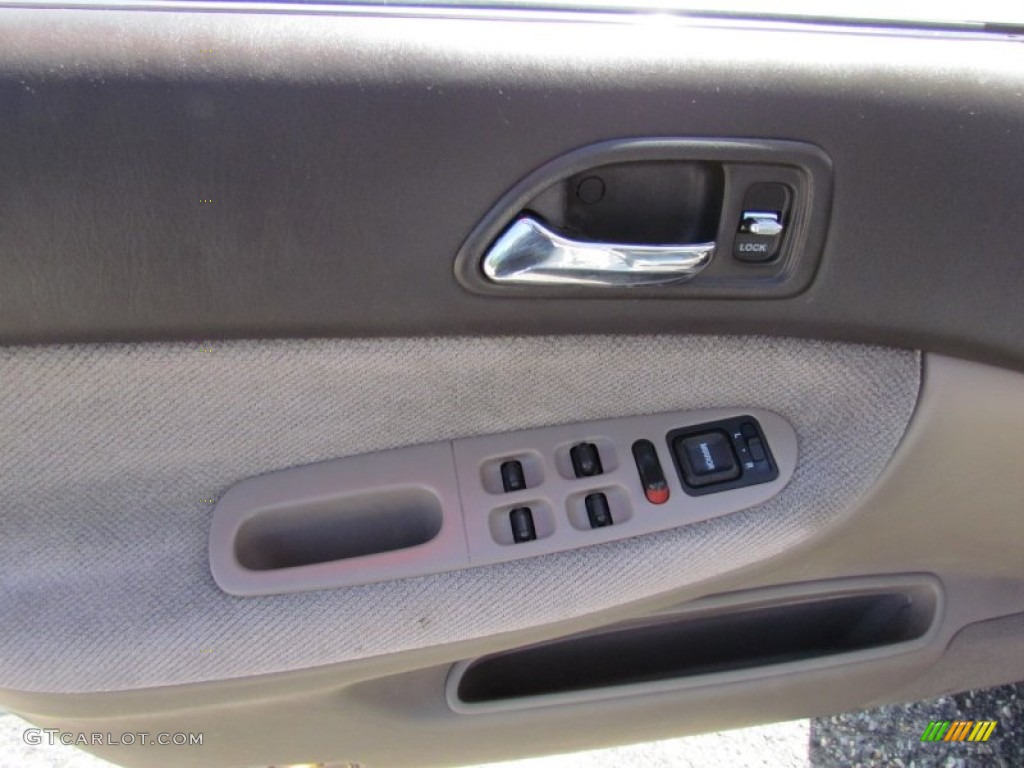 1995 Accord EX Sedan - Frost White / Beige photo #8