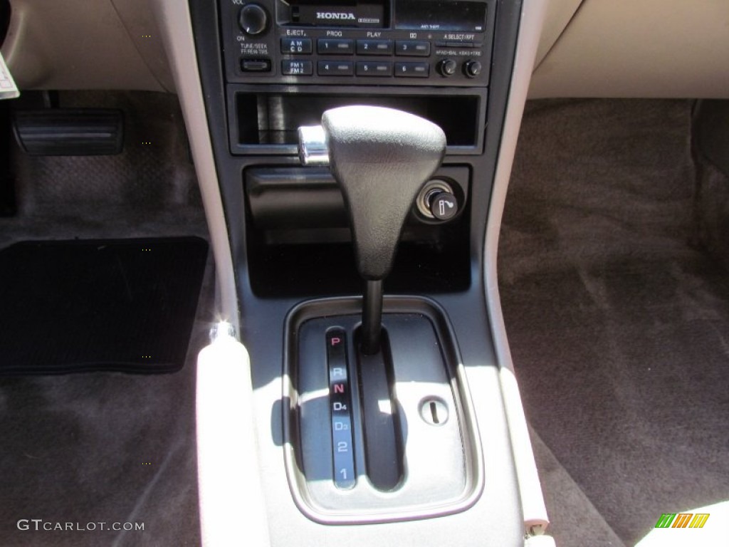 1995 Accord EX Sedan - Frost White / Beige photo #13