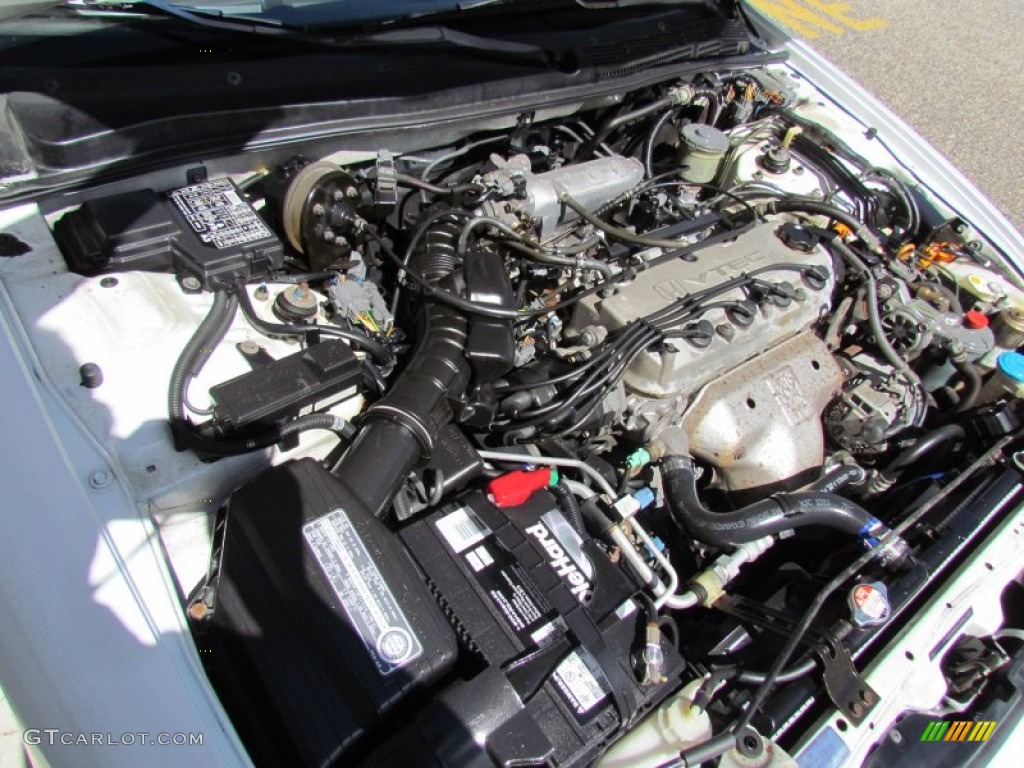 1995 Accord EX Sedan - Frost White / Beige photo #29