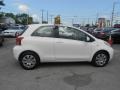 Polar White - Yaris 3 Door Liftback Photo No. 4