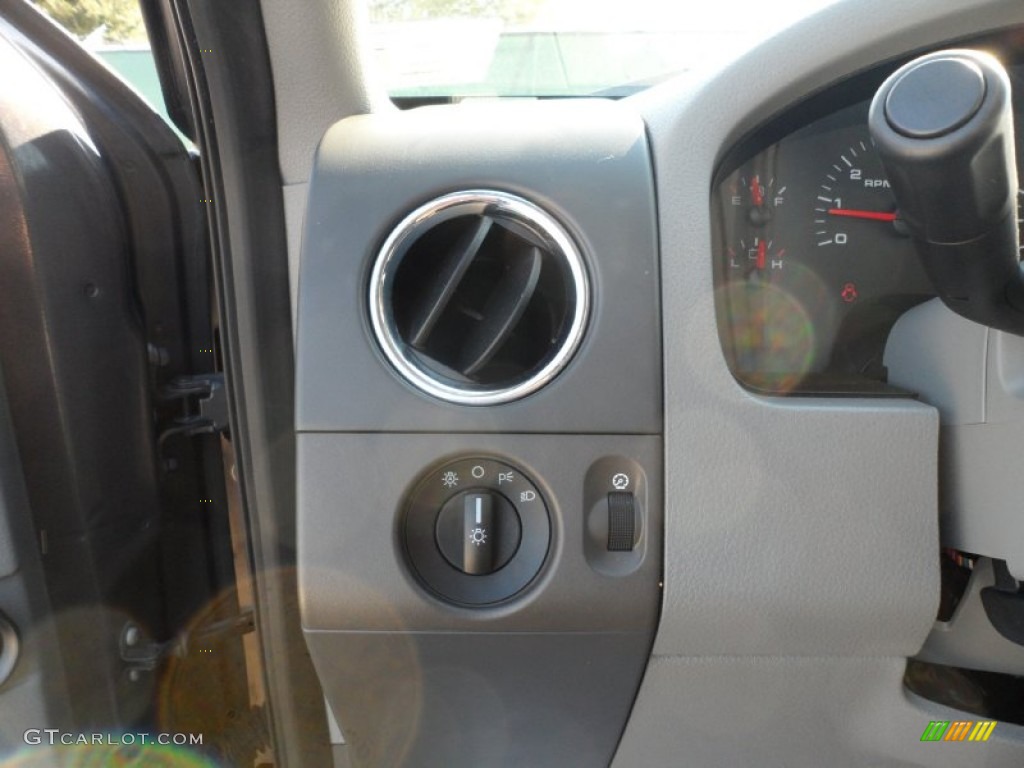 2006 F150 XLT SuperCab - Dark Shadow Grey Metallic / Medium/Dark Flint photo #46