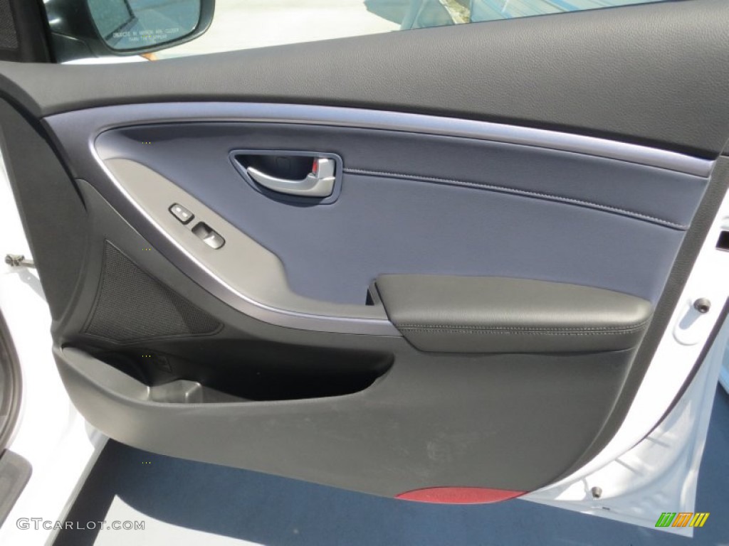 2013 Elantra GT - Shimmering White / Black photo #15