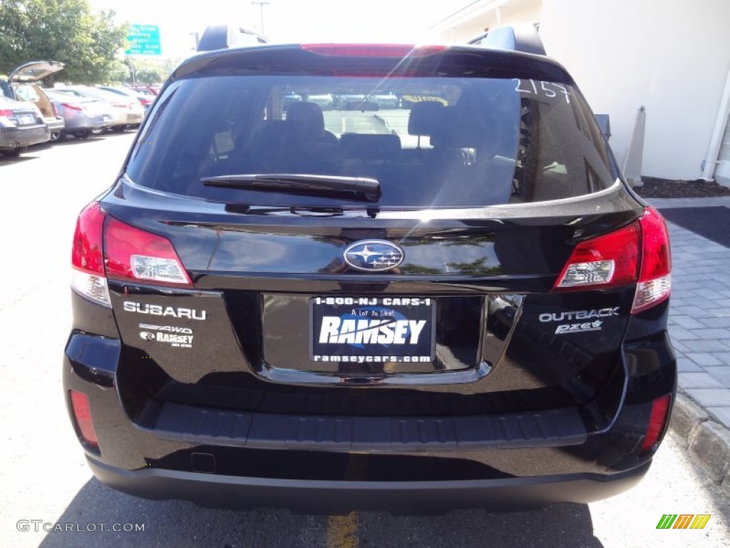 2011 Outback 2.5i Premium Wagon - Crystal Black Silica / Warm Ivory photo #6