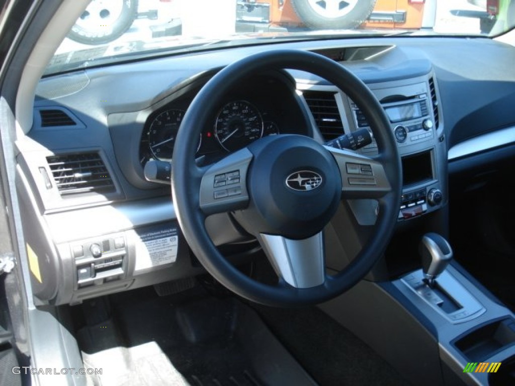 2011 Outback 2.5i Wagon - Graphite Gray Metallic / Off Black photo #13