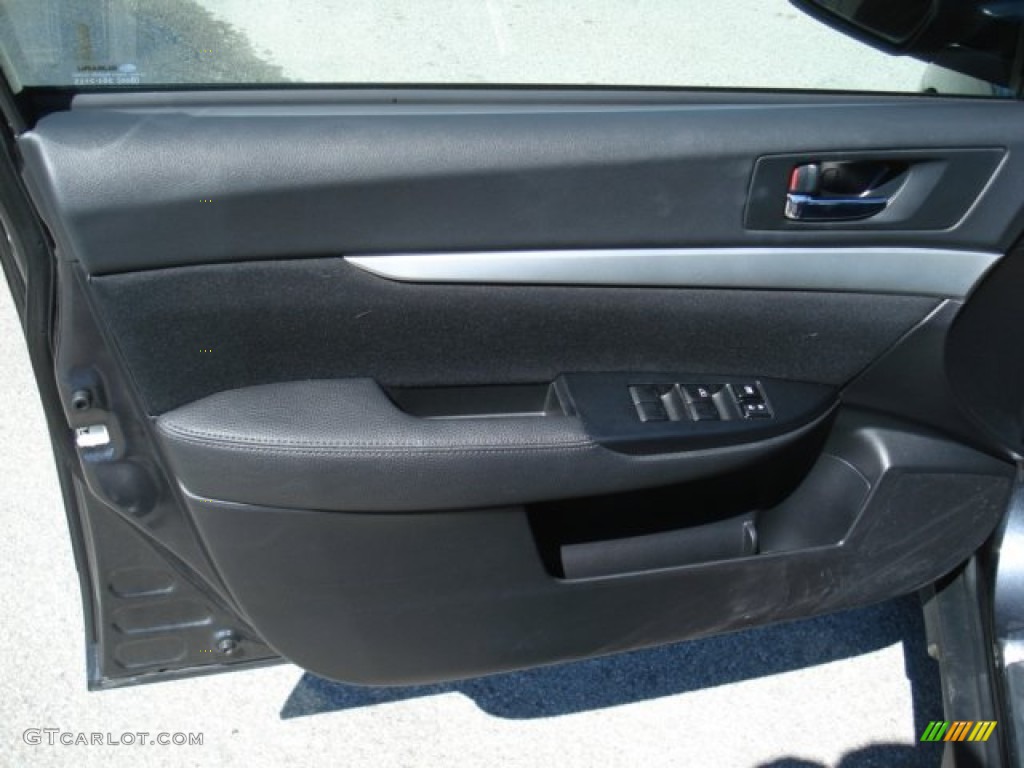 2011 Outback 2.5i Wagon - Graphite Gray Metallic / Off Black photo #15