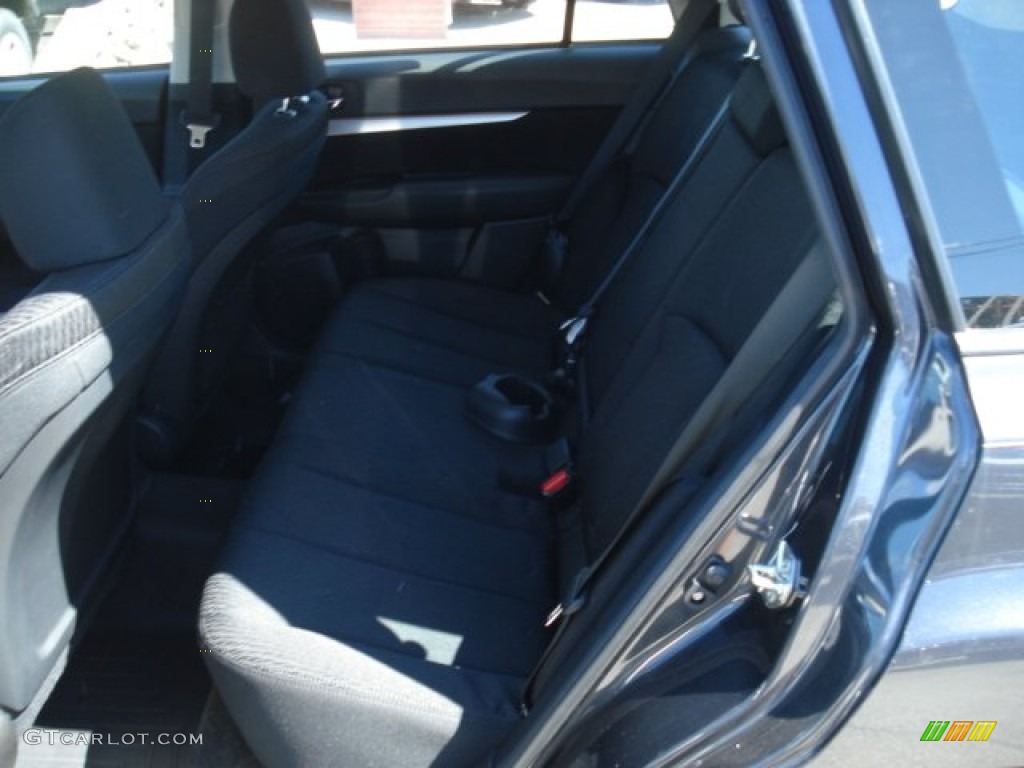 2011 Outback 2.5i Wagon - Graphite Gray Metallic / Off Black photo #16