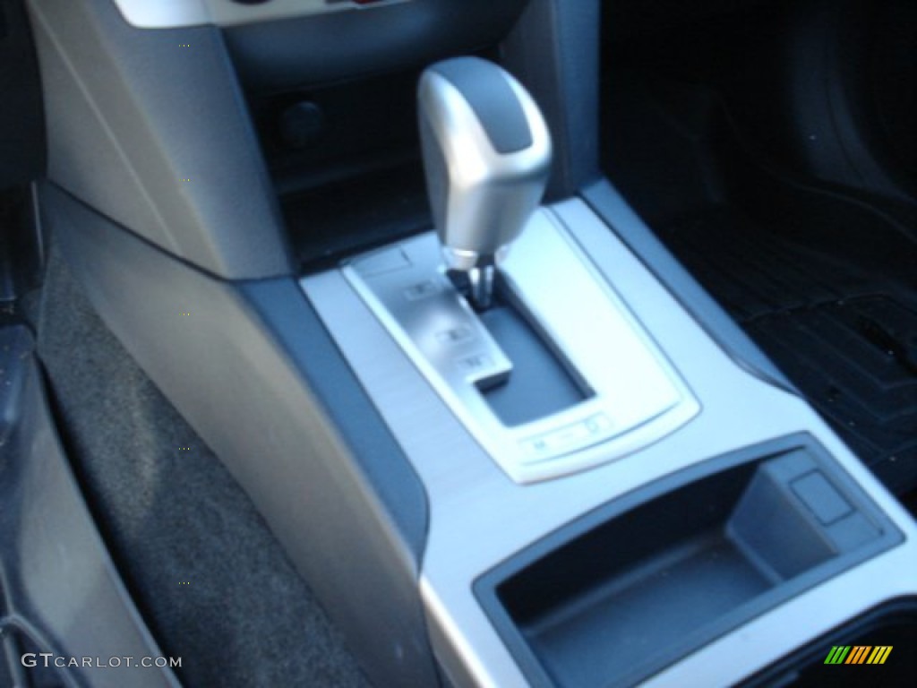2011 Outback 2.5i Wagon - Graphite Gray Metallic / Off Black photo #20