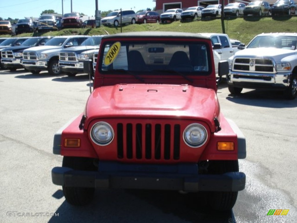 2000 Wrangler SE 4x4 - Flame Red / Agate photo #2