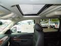 White Diamond Tricoat - Suburban LTZ 4x4 Photo No. 13