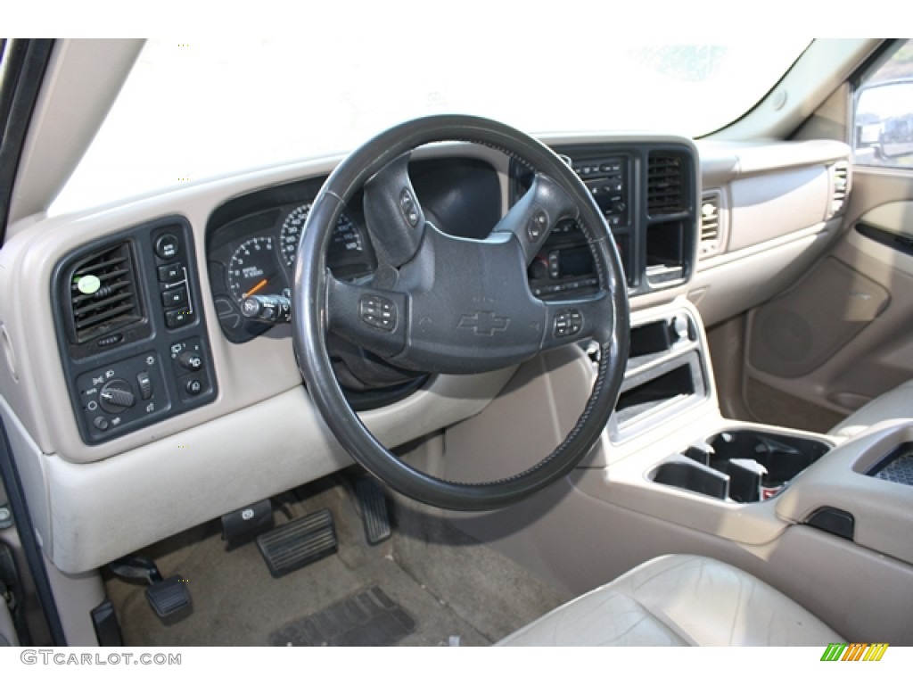 2003 Suburban 1500 LT 4x4 - Sandalwood Metallic / Tan/Neutral photo #5