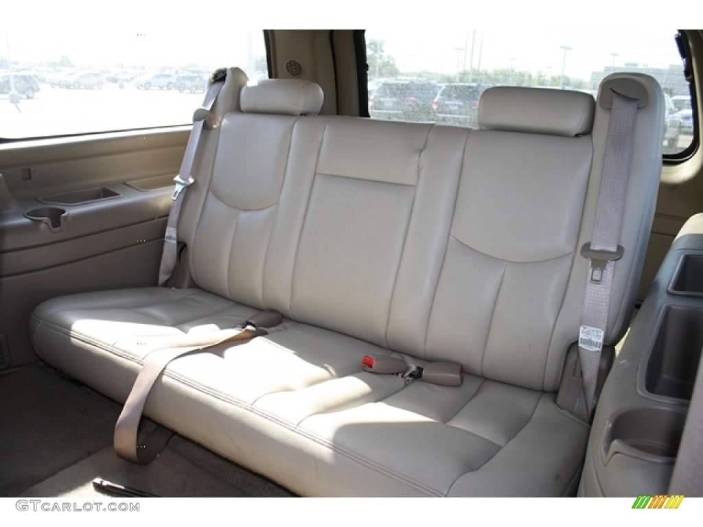 2003 Suburban 1500 LT 4x4 - Sandalwood Metallic / Tan/Neutral photo #7