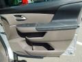 2011 Alabaster Silver Metallic Honda Odyssey EX  photo #23