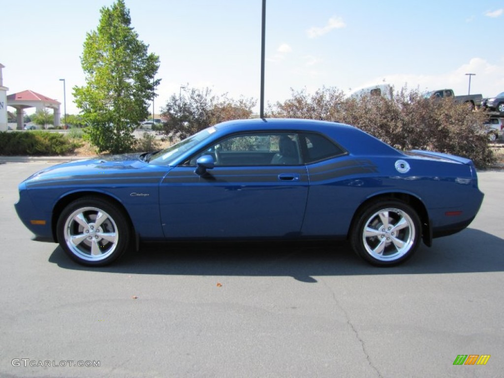 B5 Blue Pearlcoat 2010 Dodge Challenger R/T Classic Exterior Photo #70682926