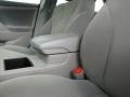 Black - Camry LE Photo No. 28