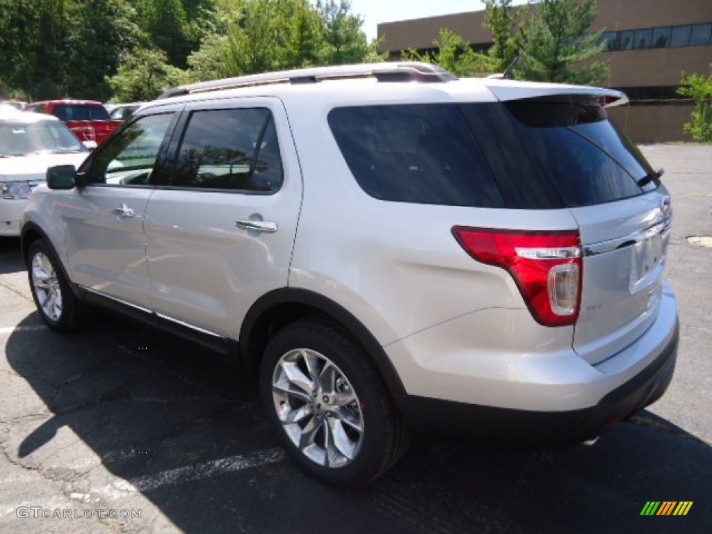 2013 Explorer XLT 4WD - Ingot Silver Metallic / Charcoal Black photo #3