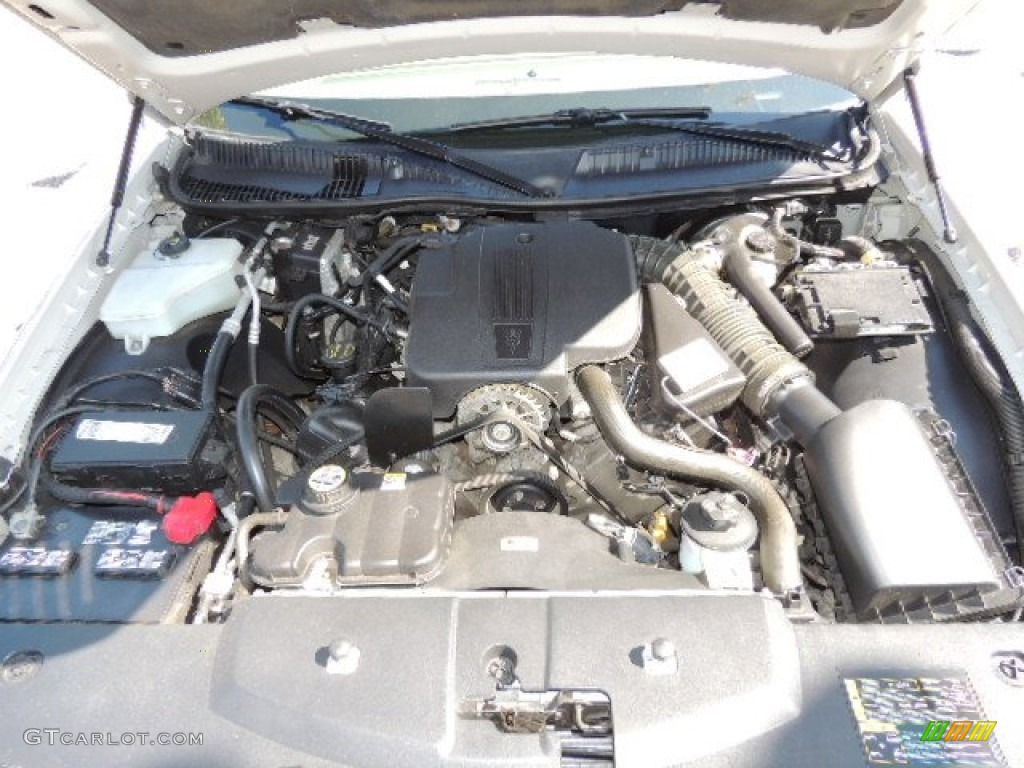 2005 Lincoln Town Car Signature Limited 4.6 Liter SOHC 16-Valve V8 Engine Photo #70690049