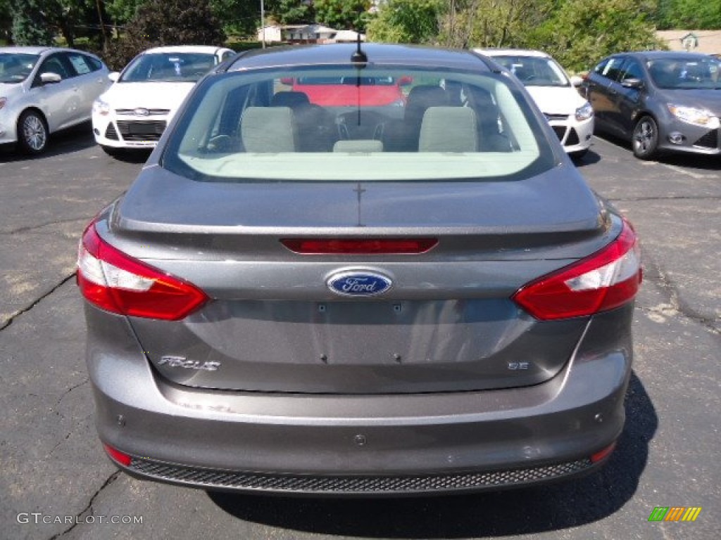 2013 Focus SE Sedan - Sterling Gray / Medium Light Stone photo #3