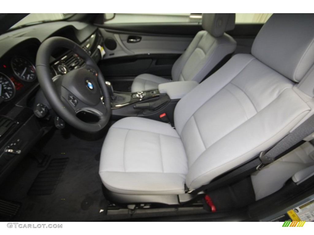 2013 BMW 3 Series 328i Convertible Front Seat Photo #70694375