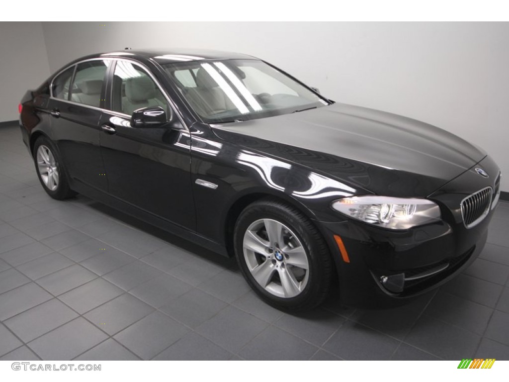 Black Sapphire Metallic 2013 BMW 5 Series 528i Sedan Exterior Photo #70695125