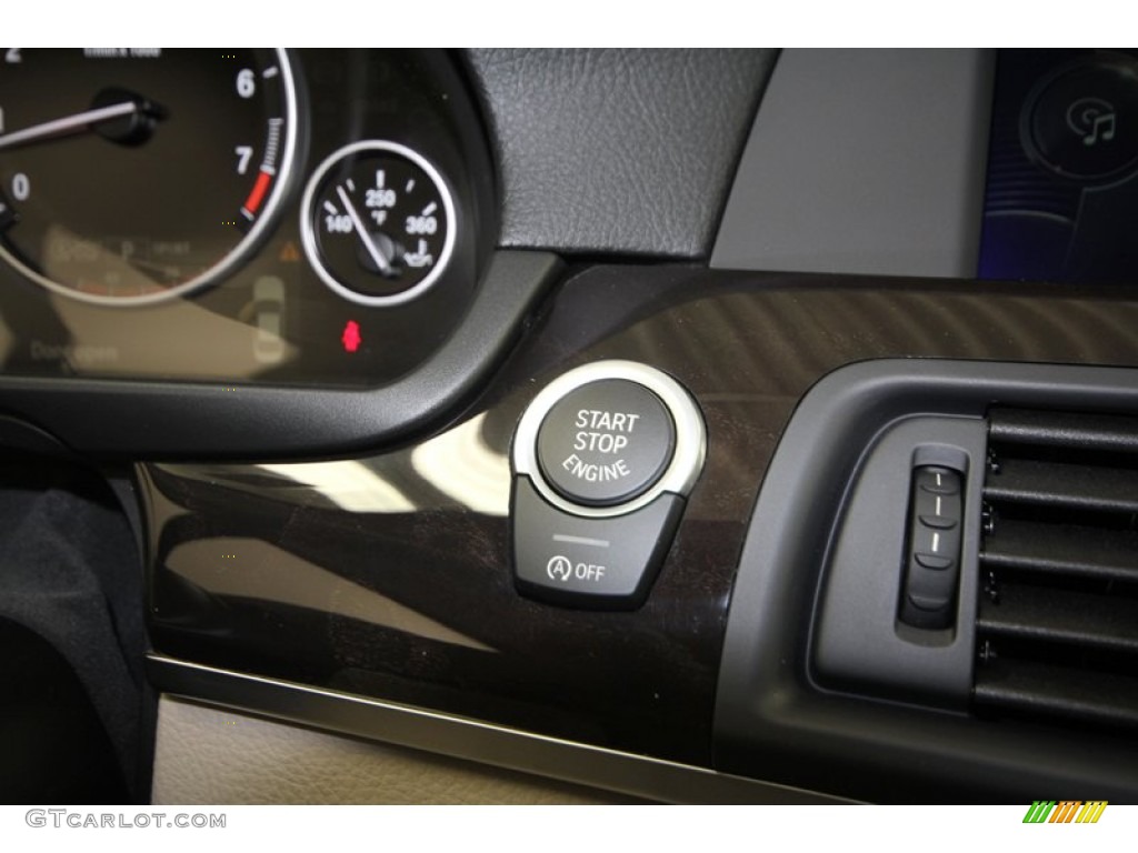 2013 BMW 5 Series 528i Sedan Controls Photo #70695263