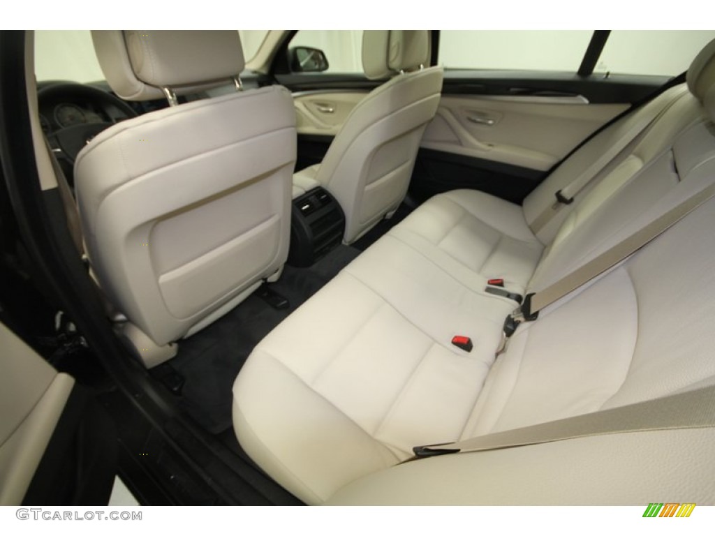 Oyster/Black Interior 2013 BMW 5 Series 528i Sedan Photo #70695290