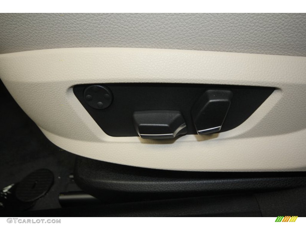 2013 BMW 5 Series 528i Sedan Controls Photo #70695449