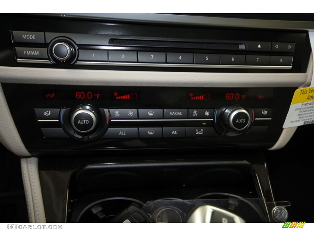 2013 BMW 5 Series 528i Sedan Controls Photo #70695467
