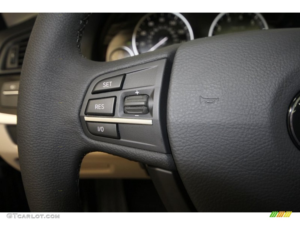 2013 BMW 5 Series 528i Sedan Controls Photo #70695516