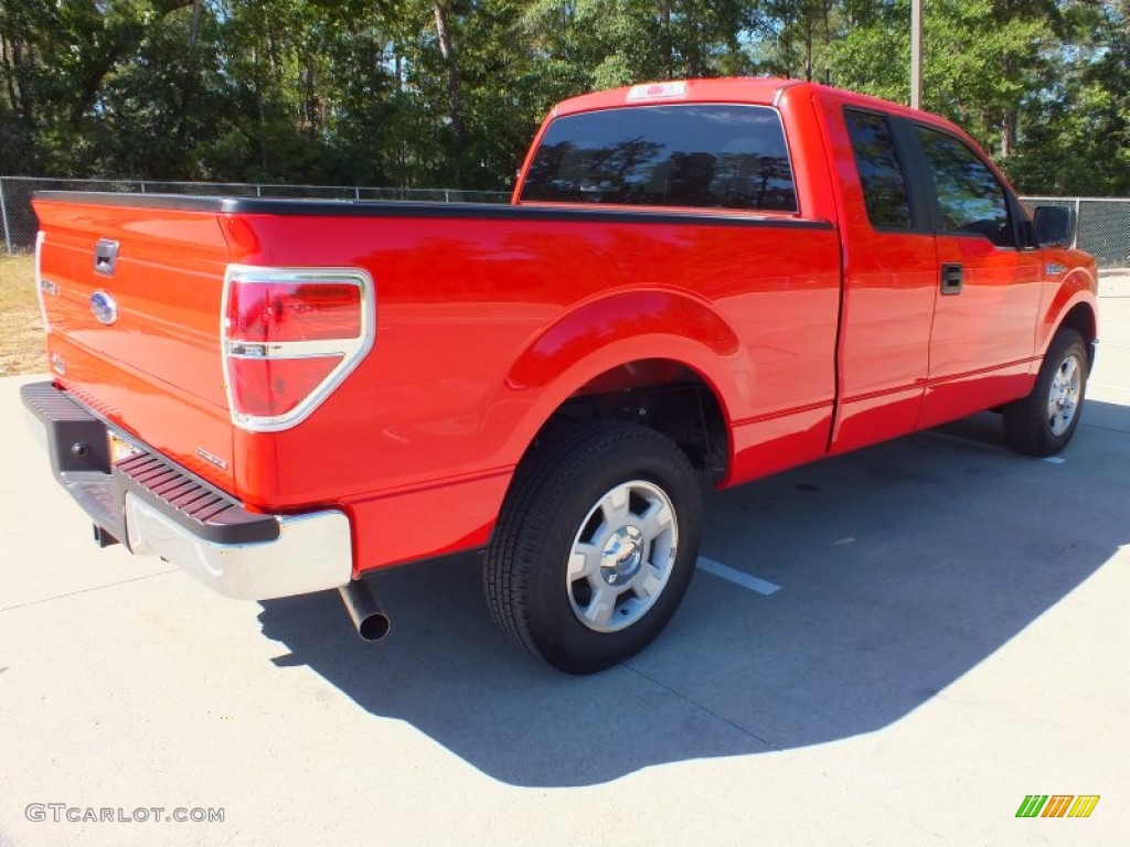 2012 F150 XLT SuperCab - Race Red / Steel Gray photo #5