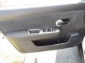 Brillant Silver - Versa 1.8 S Hatchback Photo No. 10