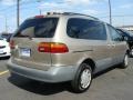 2000 Desert Sand Mica Toyota Sienna LE  photo #3