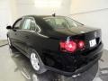 Black Uni - Jetta SE Sedan Photo No. 8