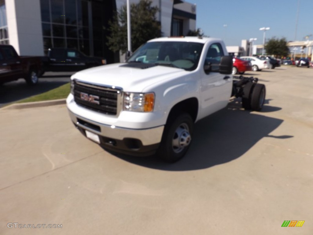 2013 Sierra 3500HD Regular Cab Chassis - Summit White / Dark Titanium photo #1