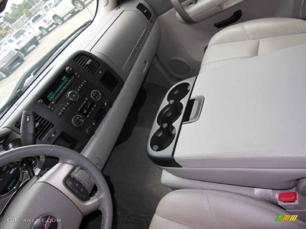 2008 Sierra 1500 SLE Crew Cab - Summit White / Light Titanium photo #19