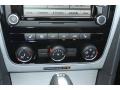 Reflex Silver Metallic - Passat TDI SE Photo No. 16