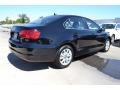 Black Uni - Jetta SE Sedan Photo No. 2
