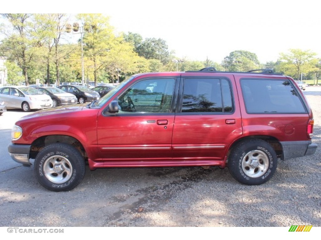 2001 Explorer XLT 4x4 - Toreador Red Metallic / Dark Graphite photo #5